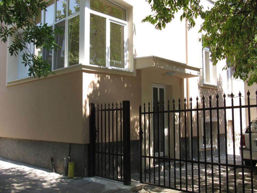 De Luxe Studio Burgas, City Center Bagian luar foto